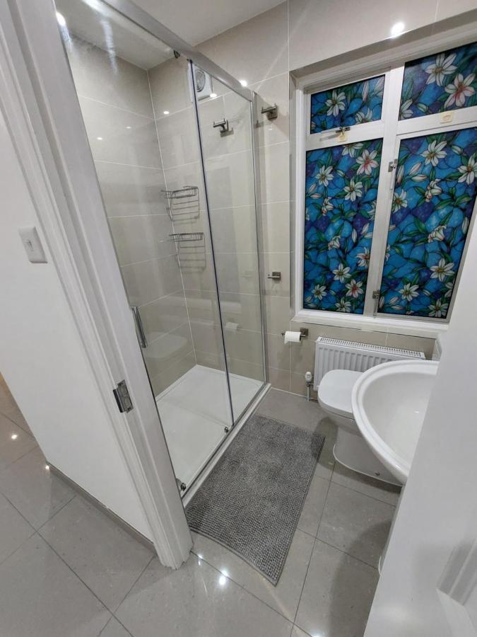 Cosy North Kensington Family Apartment For 4 Persons - Children Stay Free Лондон Экстерьер фото