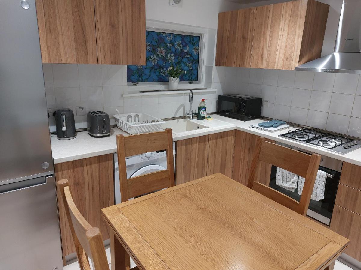Cosy North Kensington Family Apartment For 4 Persons - Children Stay Free Лондон Экстерьер фото