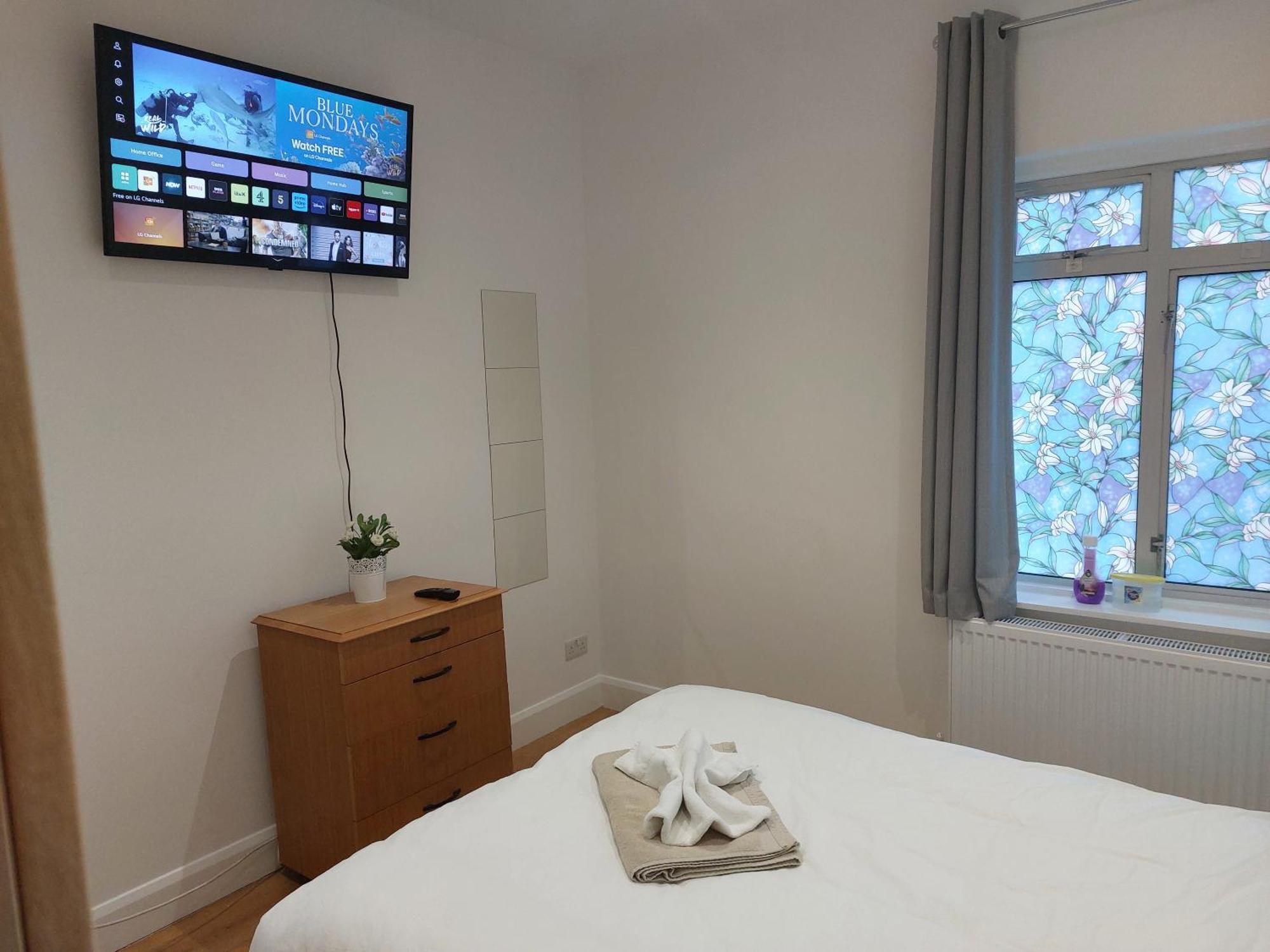 Cosy North Kensington Family Apartment For 4 Persons - Children Stay Free Лондон Экстерьер фото